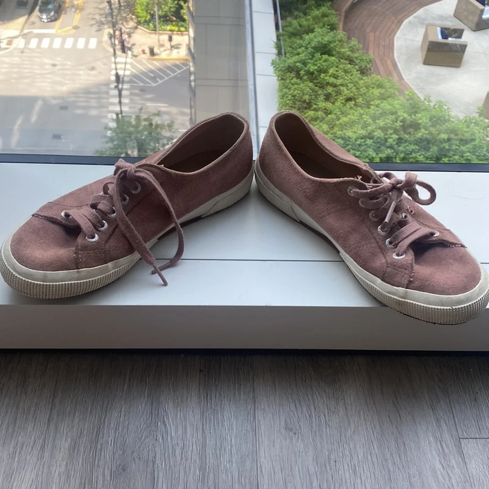 Superga mauve shoe